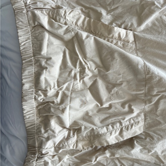 Aritzia TNA windbreaker quarter zip - Picture 8 of 9